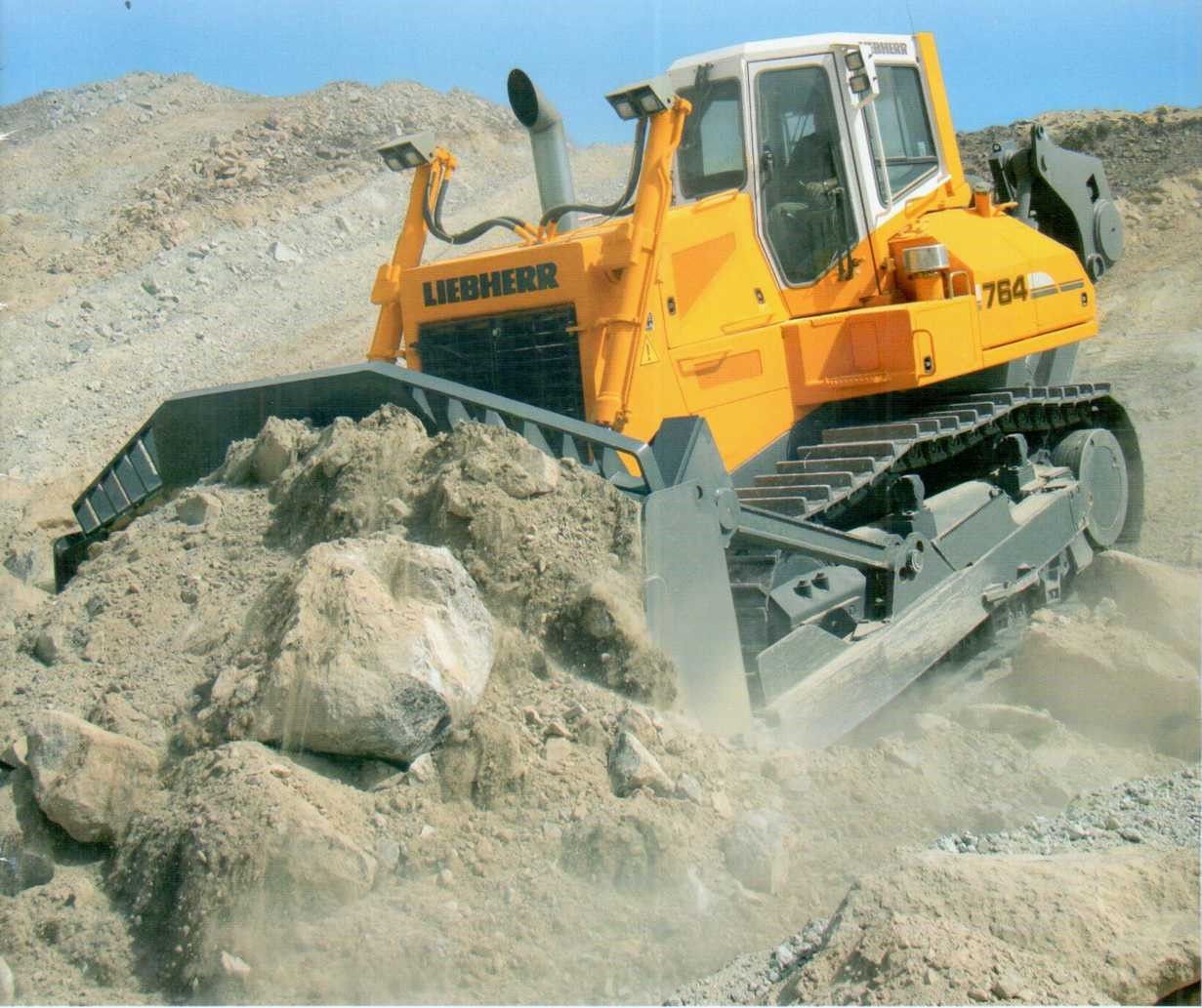Приобретение нового бульдозера LIEBHERR PR754 для подготовки буровых площадок в Оренбургской области.