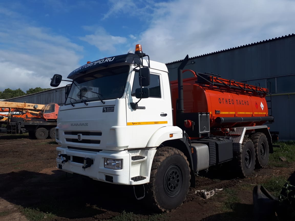 Автотопливозаправщик вездеход на базе КАМАЗ - фото 2