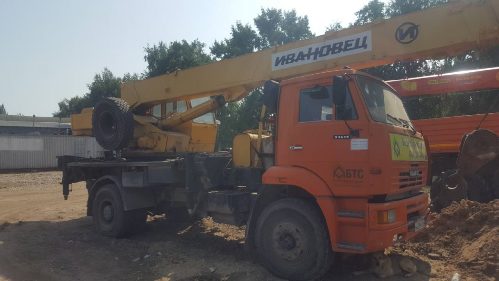 КС 35714 К-3 на шасси КАМАЗ-53605 г/п 16т, 2008 год выпуска