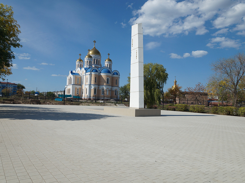 Укладка тротуарной плитки и благоустройство - фото 2